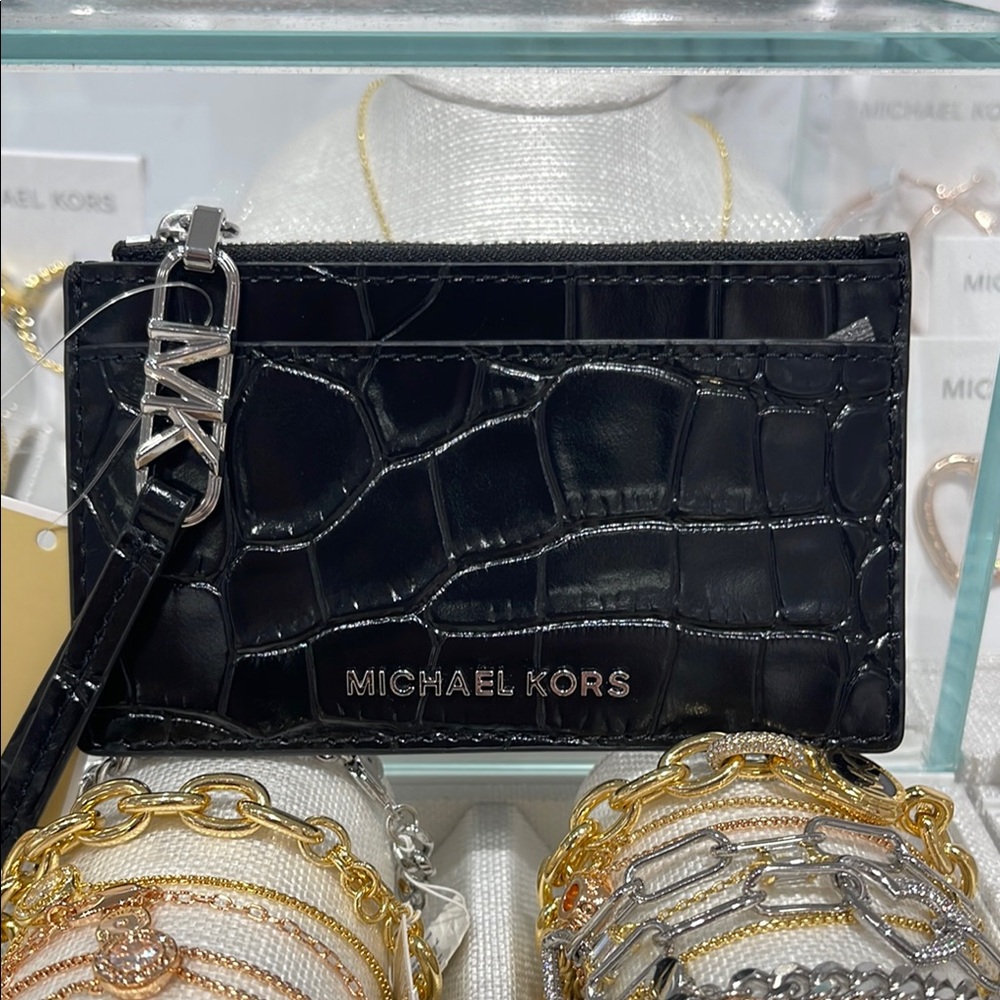 Michael Kors Empire Small Crocodile Embossed Leather Card Case
Black 
NWT